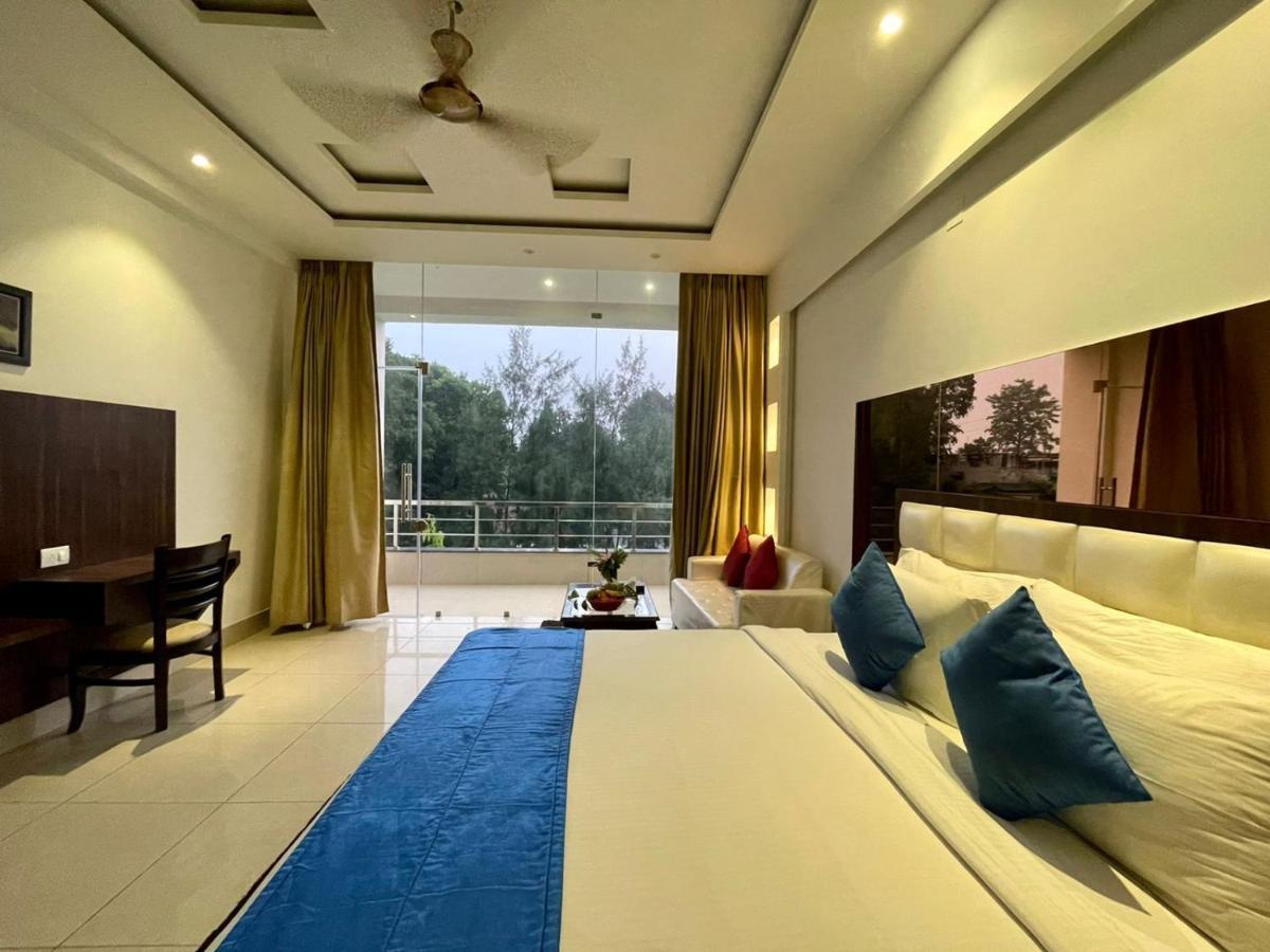 Winsome Resort & Spa Corbett Ramnagar  Luaran gambar
