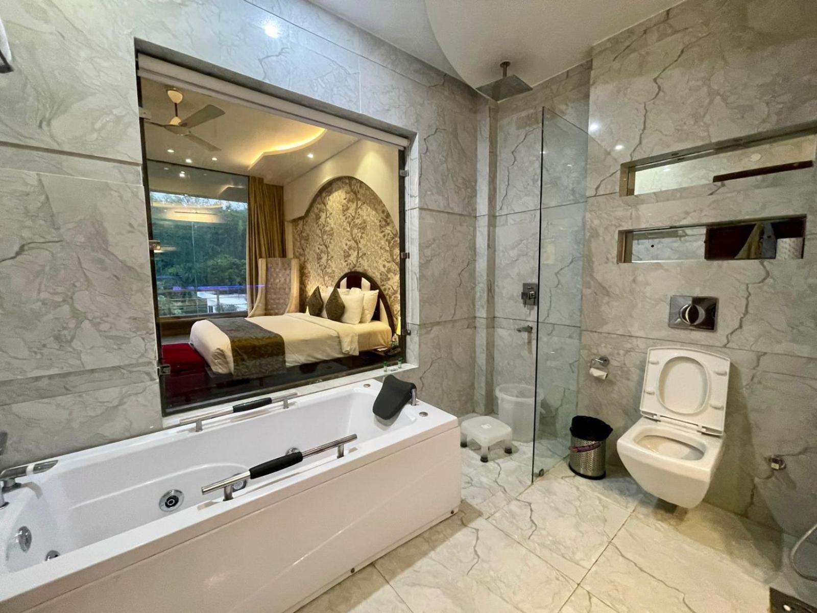 Winsome Resort & Spa Corbett Ramnagar  Luaran gambar